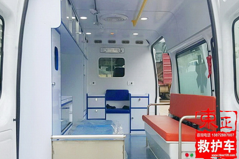 新世代監護型負壓救護車V348圖片4